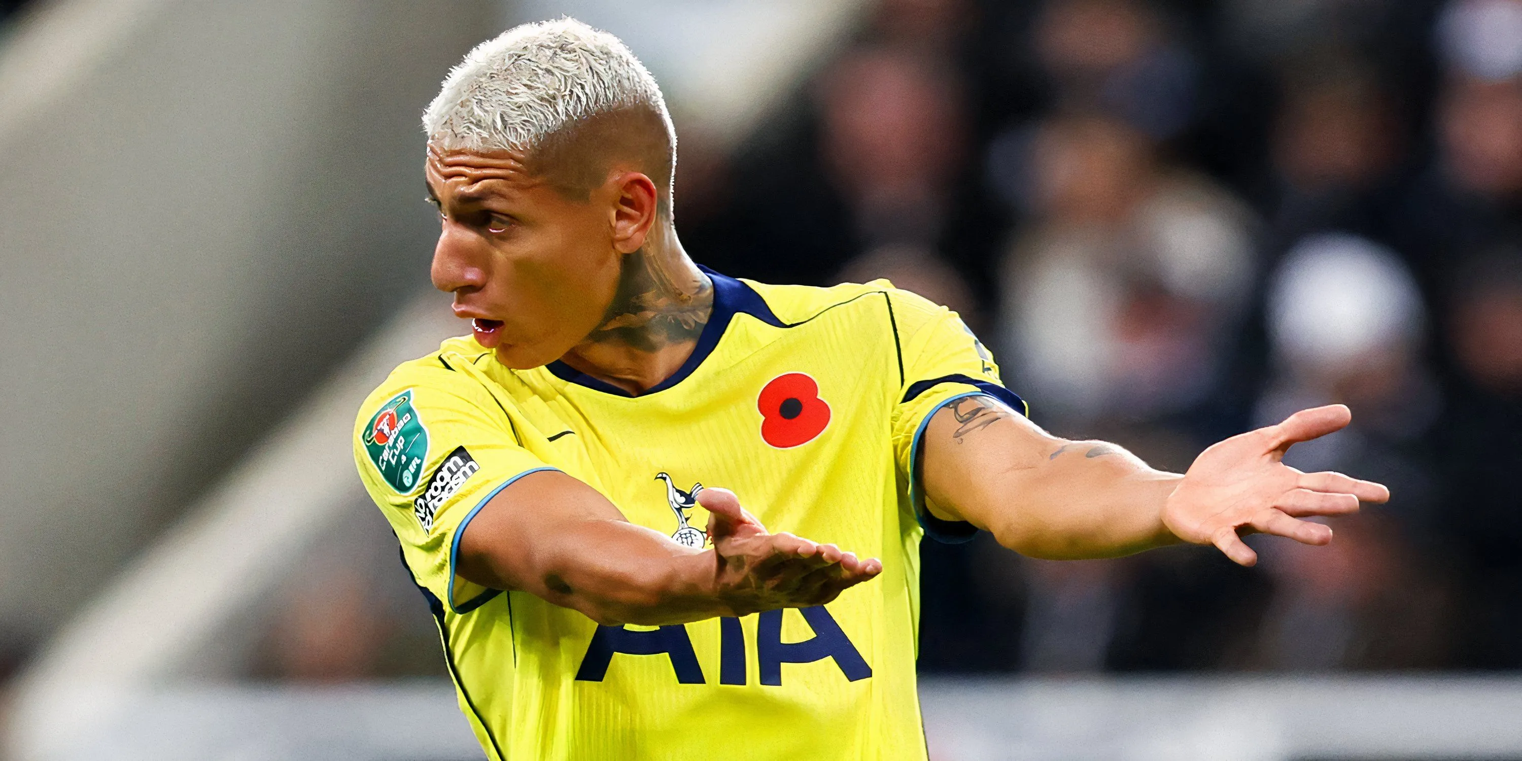 Richarlison trong bộ áo Tottenham với biểu hiện khá buồn bã